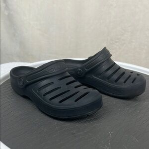 Nautica Kids Black Clogs Size 13 water shoe